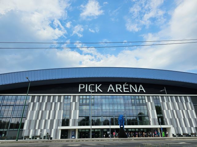 PICK ARÉNA